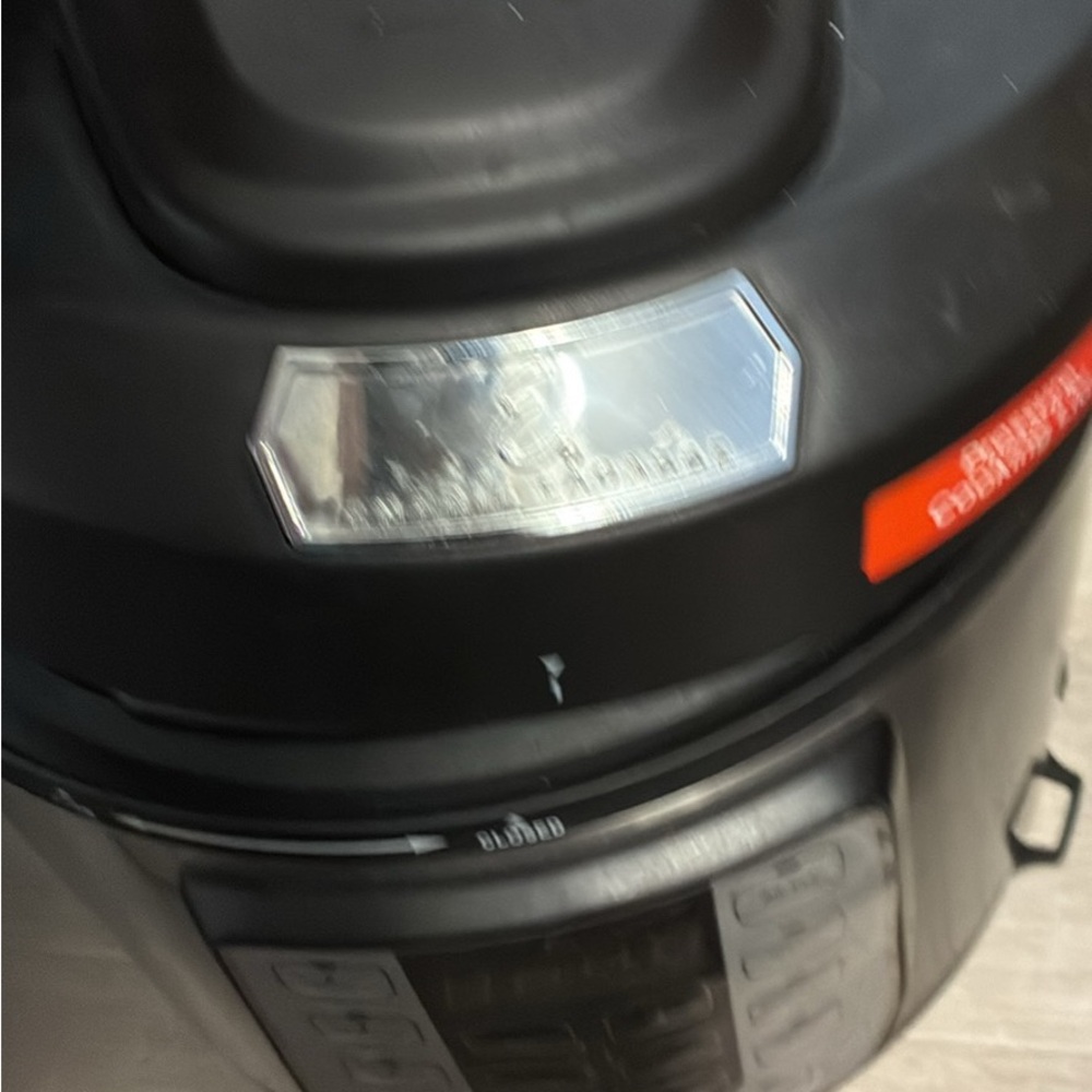 Silver Multi-Cooker - Picture 3 of 7